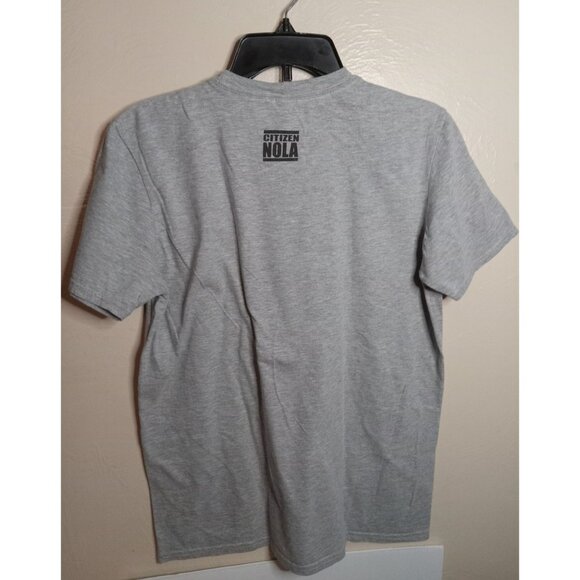 Citizen Nola Dogs And Beer Novelty Tshirt Size Medium Dog Lover Beer Lover - Picture 3 of 4